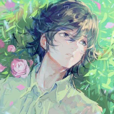 伊朗使用多型号导弹打击美以目标